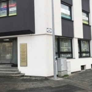 Dr Pincherle Neurocentre Luxembourg, Entreprise locale
