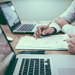 LR Consult'Paie&RH Orvault, Entreprise locale