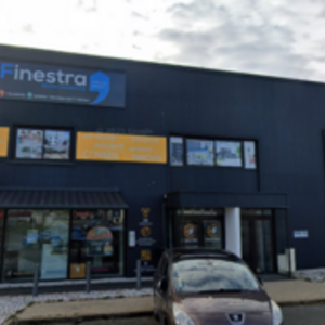 Finestra Lorient, Entreprise locale