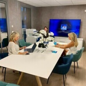 GENERATIONS SENIORS Antibes, Entreprise locale