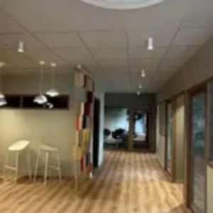 Révolution'air Rennes, Entreprise locale