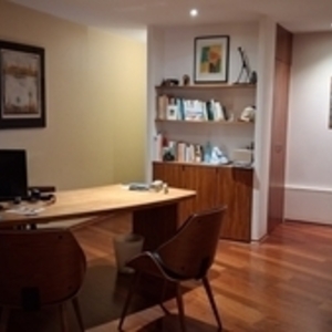 Christian Van Den Haute Psychanalyste Hyères, Entreprise locale