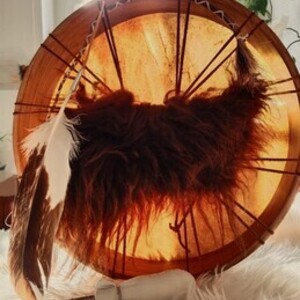 Chamane Guérisseuse - Sandra Gayraud - Hautes Pyrénées Castelnau-Magnoac, Entreprise locale