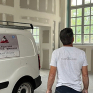 Casimir Vendeiro-Bico Châlette-sur-Loing, Entreprise locale