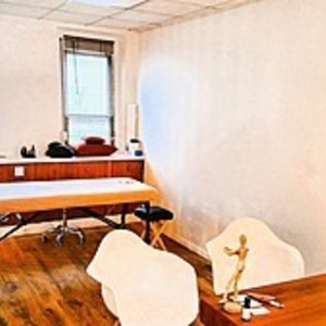 Elsa Ferrando Montpellier, Entreprise locale