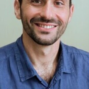 SALMON Bryan ostéopathe Peujard, Entreprise locale