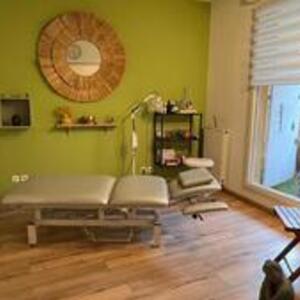 Anais Daubos MTC Aubagne, Entreprise locale