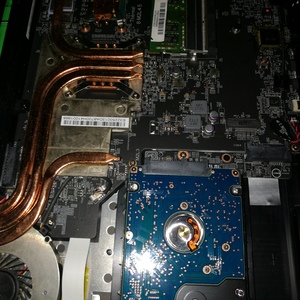 bakon Bry-sur-Marne, Réparateur d'ordinateur