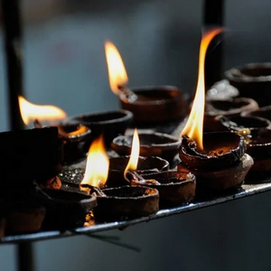 Maestro Hero Madrid , Voyant medium, Cartomancienne, Voyance cartomancie