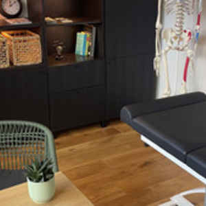 Alicia Colin Chevreuse, Entreprise locale