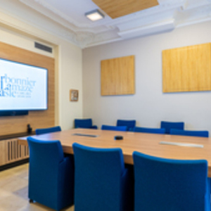 Carbonnier Lamaze Rasle & Associes Paris 17, Entreprise locale