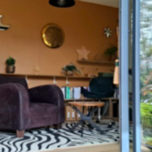 L'Accompagnement Singulier par Sarah-Jane d'Isernia Lanton, Entreprise locale