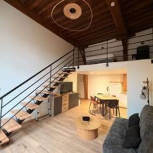 Unireno Dijon, Entreprise locale