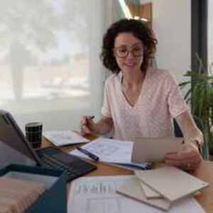 RegtoVerso  Bouaye, Entreprise locale
