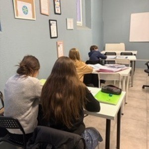 SOS DEVOIRS Draguignan, Entreprise locale